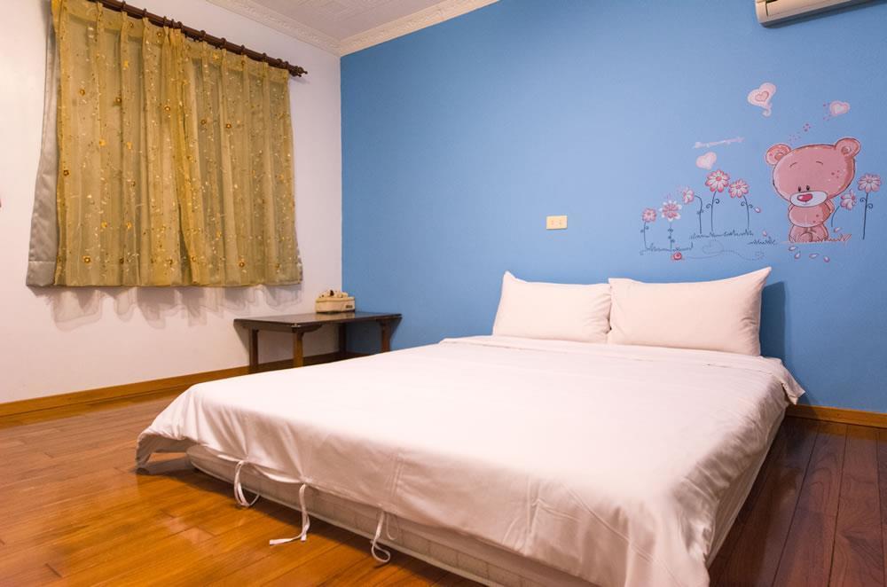Dog House Bed & Breakfast Taitung Bagian luar foto